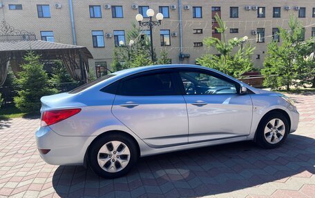 Hyundai Solaris II рестайлинг, 2012 год, 599 999 рублей, 11 фотография
