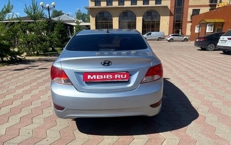 Hyundai Solaris II рестайлинг, 2012 год, 599 999 рублей, 14 фотография