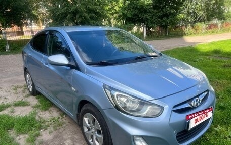 Hyundai Solaris II рестайлинг, 2012 год, 599 999 рублей, 22 фотография
