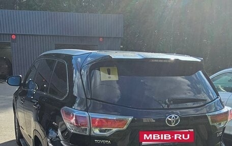 Toyota Highlander III, 2014 год, 3 500 000 рублей, 3 фотография