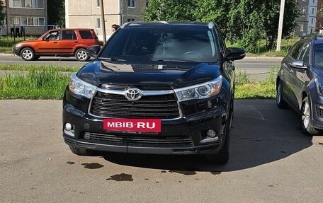 Toyota Highlander III, 2014 год, 3 500 000 рублей, 7 фотография