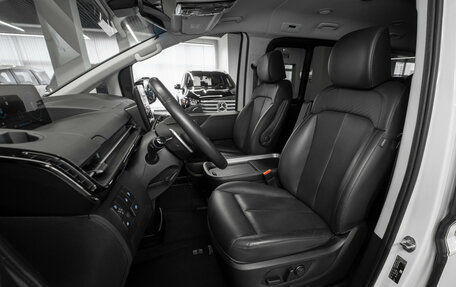 Hyundai Staria, 2021 год, 5 280 000 рублей, 9 фотография