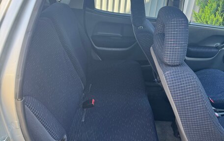 Suzuki Swift II, 2003 год, 250 000 рублей, 6 фотография