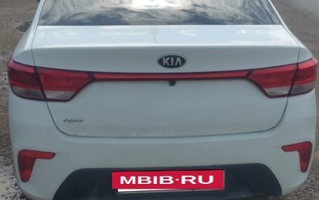 KIA Rio IV, 2018 год, 800 000 рублей, 2 фотография