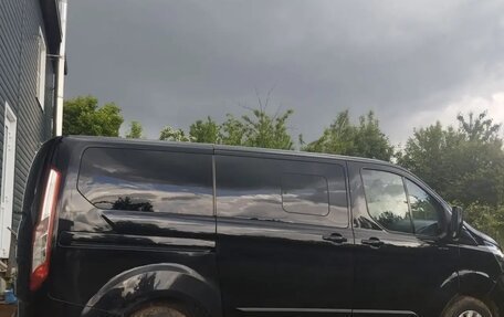 Ford Tourneo Custom I рестайлинг, 2018 год, 2 900 000 рублей, 3 фотография