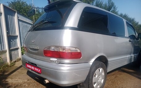 Toyota Estima III рестайлинг -2, 1999 год, 650 000 рублей, 2 фотография