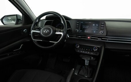 Hyundai Elantra, 2021 год, 2 098 000 рублей, 13 фотография