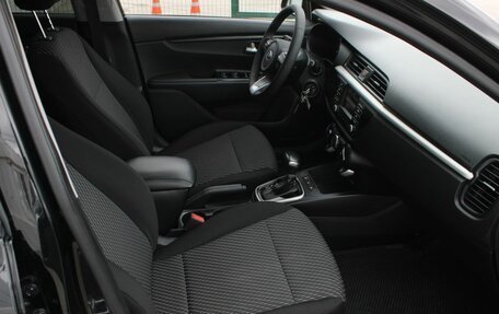 KIA Rio IV, 2018 год, 1 400 000 рублей, 19 фотография