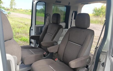 Honda Stepwgn IV, 2016 год, 1 410 000 рублей, 13 фотография