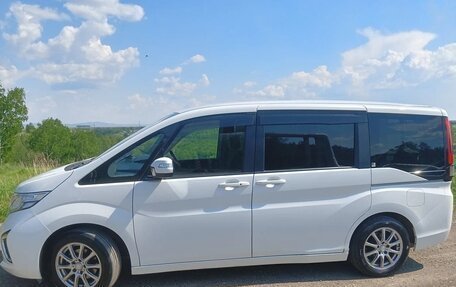 Honda Stepwgn IV, 2016 год, 1 410 000 рублей, 5 фотография
