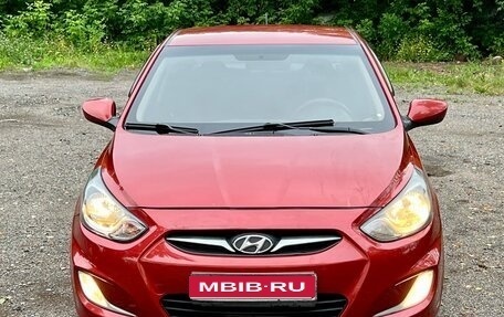 Hyundai Solaris II рестайлинг, 2012 год, 599 000 рублей, 1 фотография