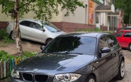 BMW 1 серия, 2004 год, 559 000 рублей, 1 фотография
