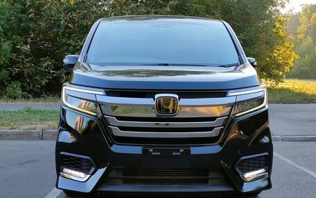 Honda Stepwgn IV, 2018 год, 3 фотография