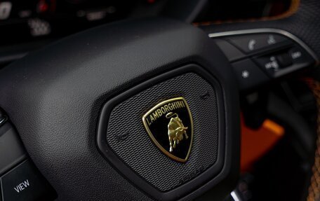 Lamborghini Urus I, 2022 год, 25 800 000 рублей, 19 фотография