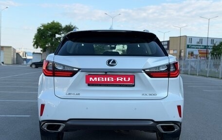 Lexus RX IV рестайлинг, 2018 год, 4 497 000 рублей, 6 фотография