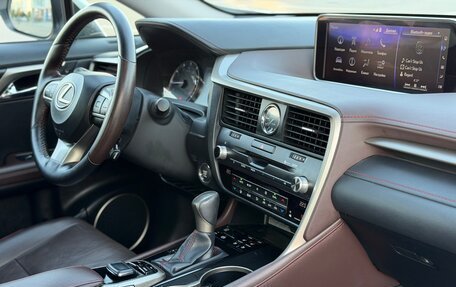 Lexus RX IV рестайлинг, 2018 год, 4 497 000 рублей, 30 фотография