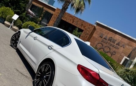 BMW 5 серия, 2018 год, 1 900 000 рублей, 7 фотография