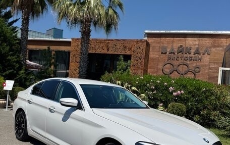 BMW 5 серия, 2018 год, 1 900 000 рублей, 8 фотография