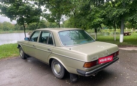 Mercedes-Benz W123, 1984 год, 700 000 рублей, 6 фотография