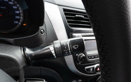 Hyundai Solaris II рестайлинг, 2015 год, 1 299 000 рублей, 16 фотография