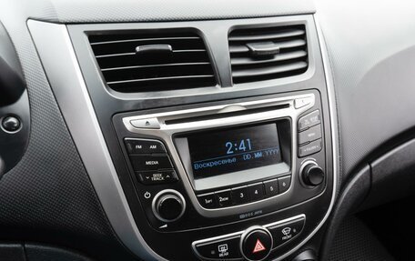 Hyundai Solaris II рестайлинг, 2015 год, 1 299 000 рублей, 17 фотография