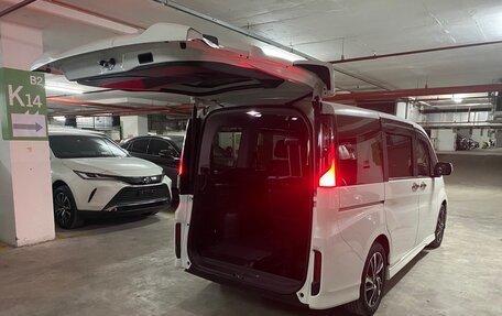 Honda Stepwgn IV, 2016 год, 1 420 000 рублей, 5 фотография