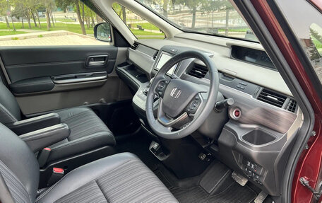 Honda Freed II, 2017 год, 1 290 000 рублей, 14 фотография