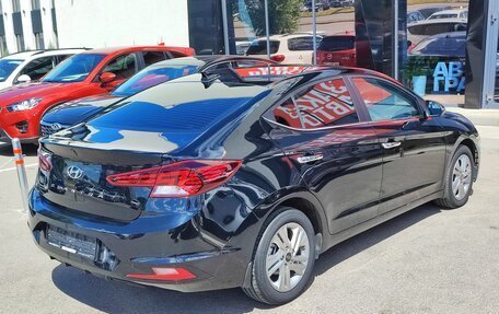 Hyundai Elantra VI рестайлинг, 2019 год, 1 650 000 рублей, 6 фотография