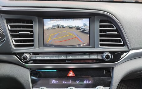 Hyundai Elantra VI рестайлинг, 2019 год, 1 650 000 рублей, 9 фотография