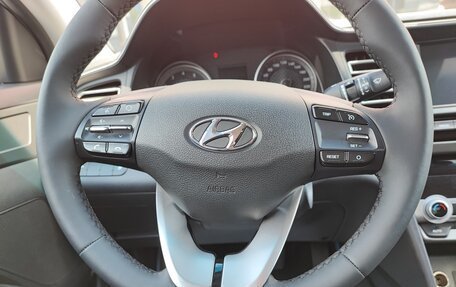 Hyundai Elantra VI рестайлинг, 2019 год, 1 650 000 рублей, 12 фотография