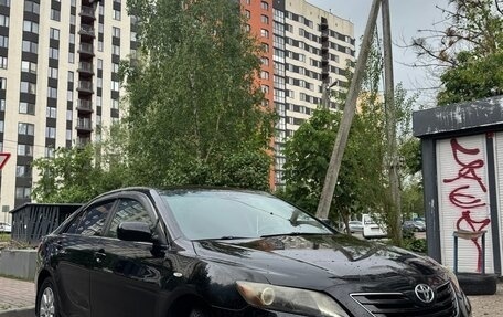 Toyota Camry, 2006 год, 800 000 рублей, 2 фотография