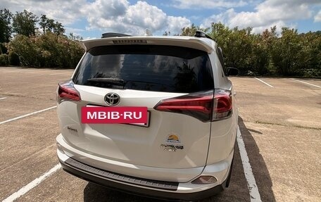 Toyota RAV4, 2018 год, 2 750 000 рублей, 17 фотография