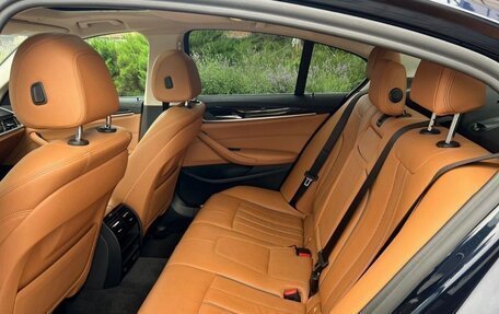 BMW 5 серия, 2019 год, 2 890 000 рублей, 11 фотография