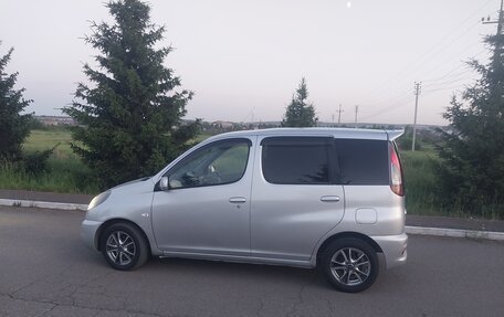 Toyota FunCargo, 2000 год, 350 000 рублей, 3 фотография