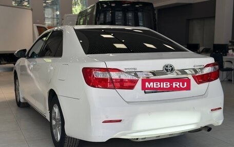 Toyota Camry, 2014 год, 1 350 000 рублей, 7 фотография