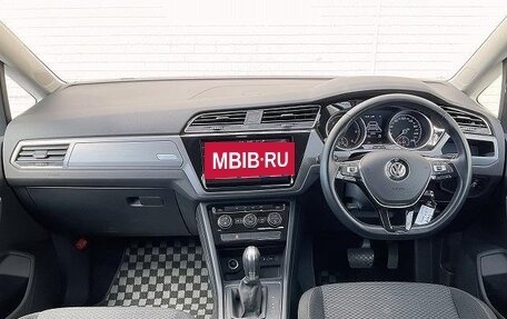 Volkswagen Touran III, 2019 год, 940 000 рублей, 11 фотография