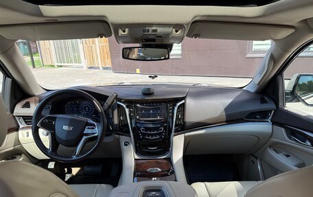 Cadillac Escalade IV, 2016 год, 4 850 000 рублей, 11 фотография