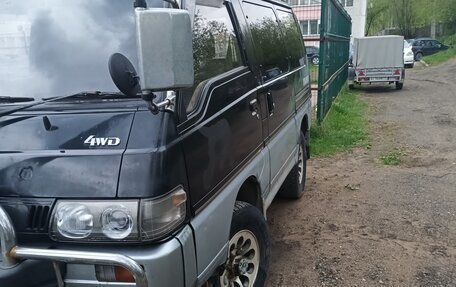 Mitsubishi Delica III, 1992 год, 390 000 рублей, 5 фотография
