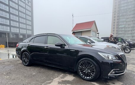 Toyota Crown, 2018 год, 2 470 000 рублей, 4 фотография