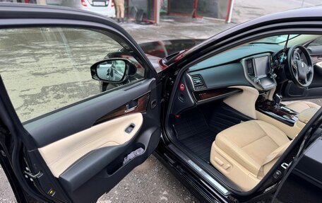 Toyota Crown, 2018 год, 2 470 000 рублей, 21 фотография