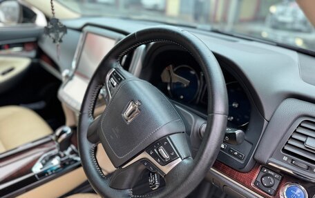 Toyota Crown, 2018 год, 2 470 000 рублей, 28 фотография