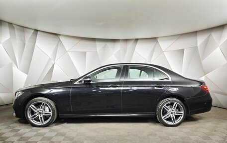 Mercedes-Benz E-Класс, 2019 год, 3 331 000 рублей, 5 фотография