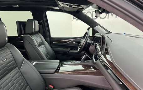 Cadillac Escalade V, 2021 год, 9 800 000 рублей, 14 фотография