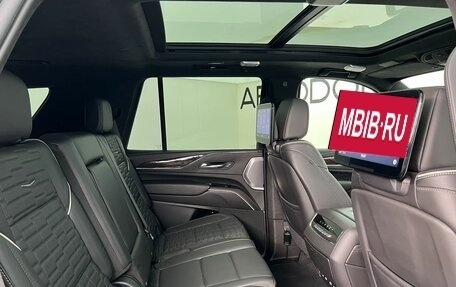 Cadillac Escalade V, 2021 год, 9 800 000 рублей, 12 фотография