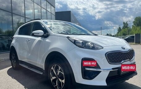 KIA Sportage IV рестайлинг, 2018 год, 2 195 000 рублей, 3 фотография