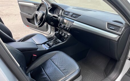 Skoda Superb III рестайлинг, 2016 год, 1 550 000 рублей, 11 фотография