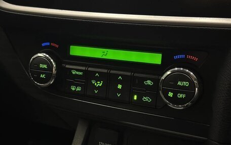 Toyota Auris II, 2014 год, 1 200 000 рублей, 13 фотография