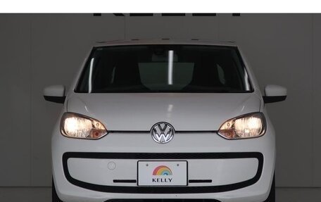 Volkswagen up! I рестайлинг, 2015 год, 490 000 рублей, 2 фотография