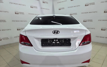 Hyundai Solaris II рестайлинг, 2015 год, 999 900 рублей, 5 фотография