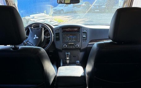 Mitsubishi Pajero IV, 2008 год, 1 780 000 рублей, 9 фотография